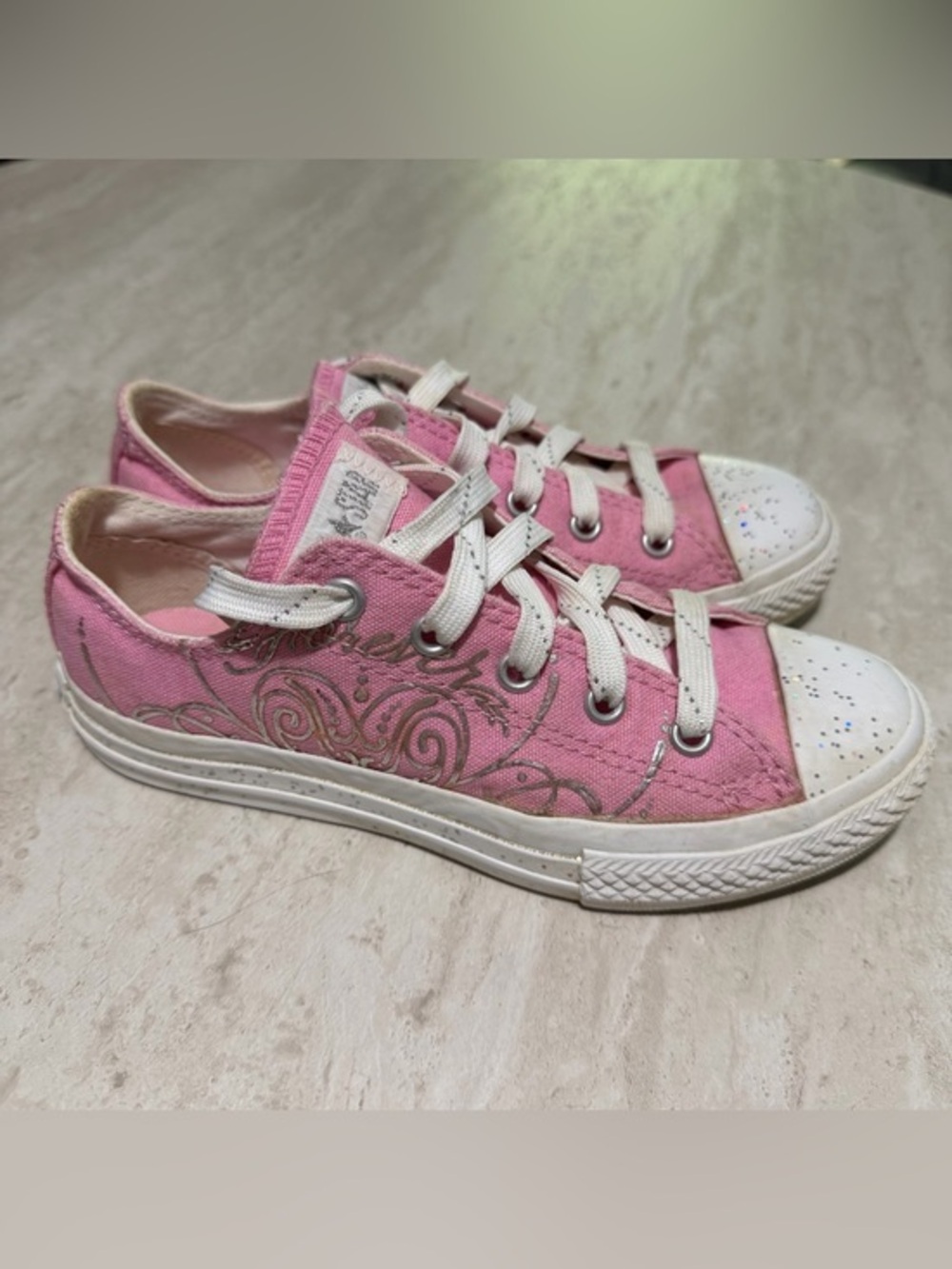 Girls' Converseee Chuck Taylor All Star *Rare  *US 1